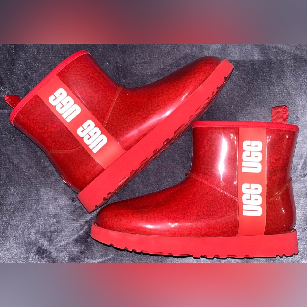UGG Classic Clear Mini Boot ‘Samba Red’